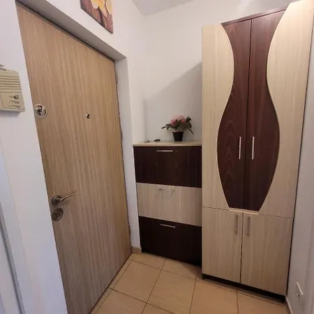 Apartmán Lovely Studio.furnitured, 15min To Center