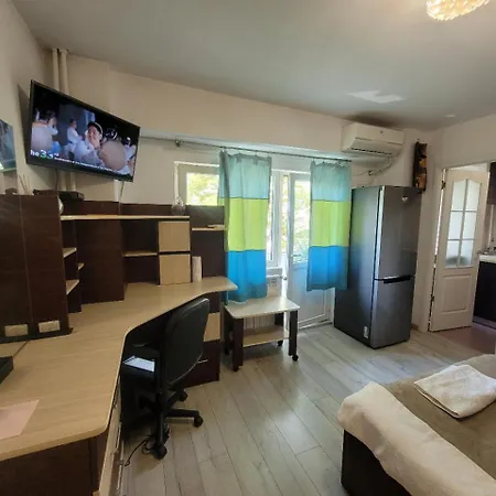 Lovely Studio.furnitured, 15min To Center Apartment *